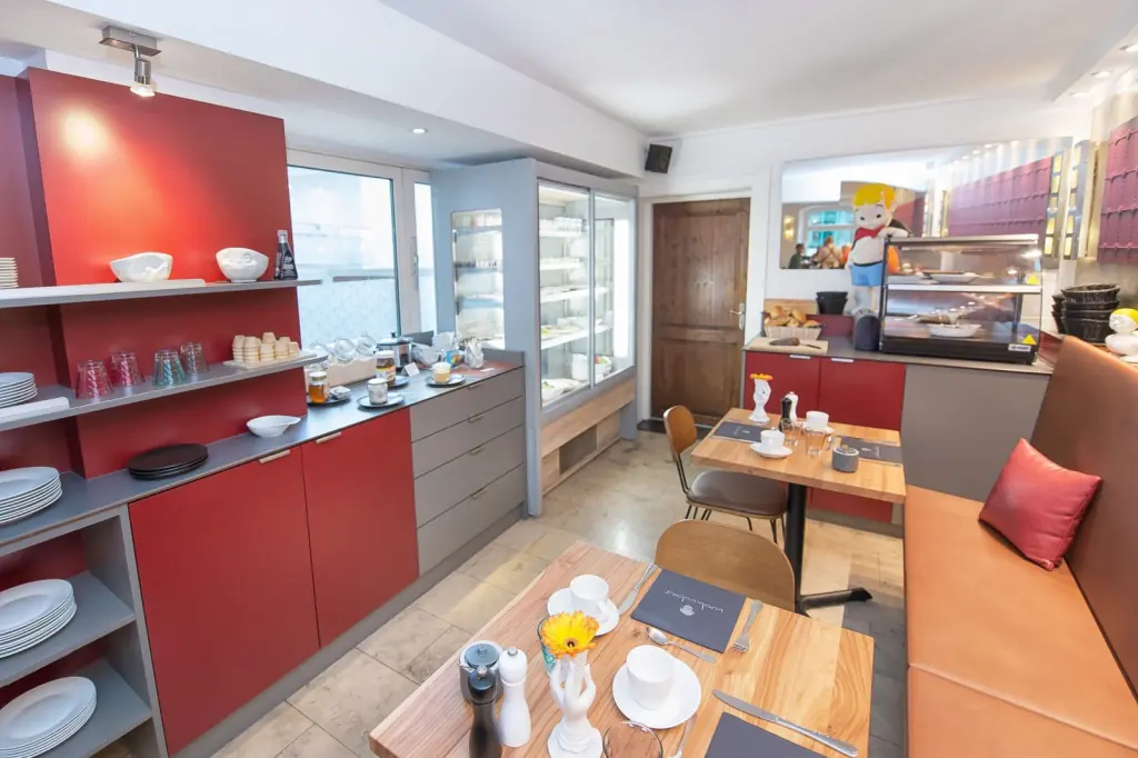Frühstücksbuffet in der wohnbar-Lounge