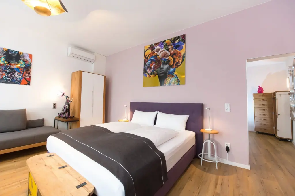 Komfort-Zimmer in Violett